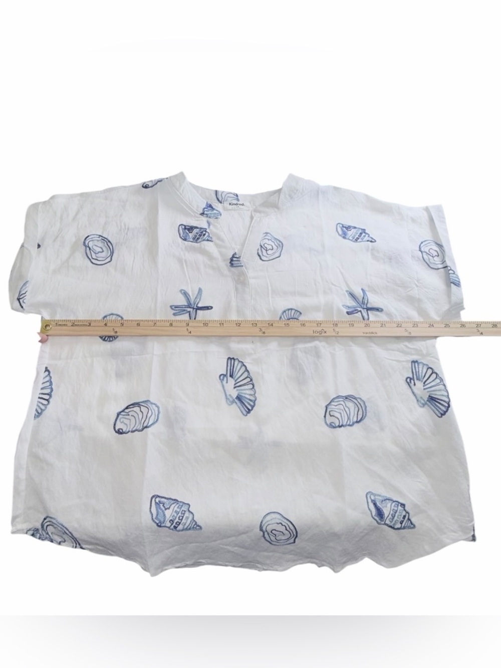 Kindred 1X Coastal Seashell Print Tunic Blouse White Blue NWT Beachy Summer - Picture 3 of 8